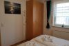 Schlafzimmer mit Blick auf den Deich