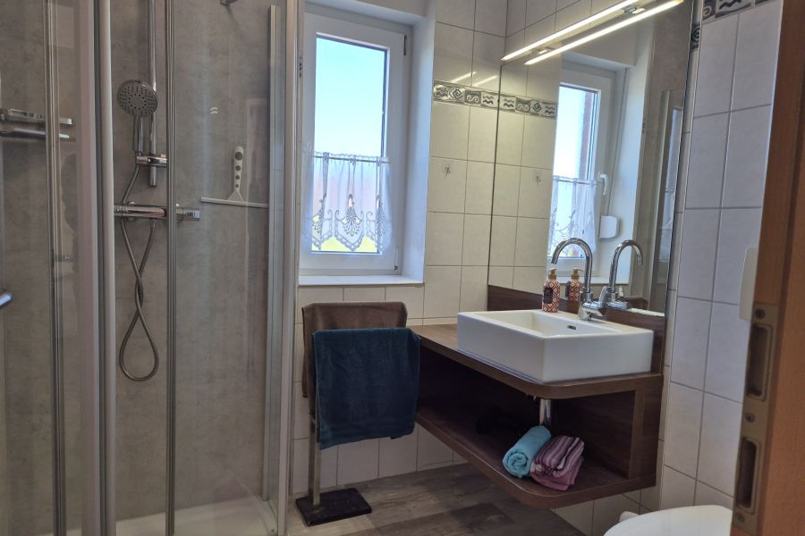 Badezimmer mit Fußbodenheizung